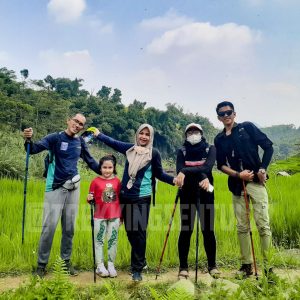 paket trekking anak curug lewi asih sentul