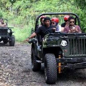 jeep offroad sentul bogor wisata off road di jalur alam