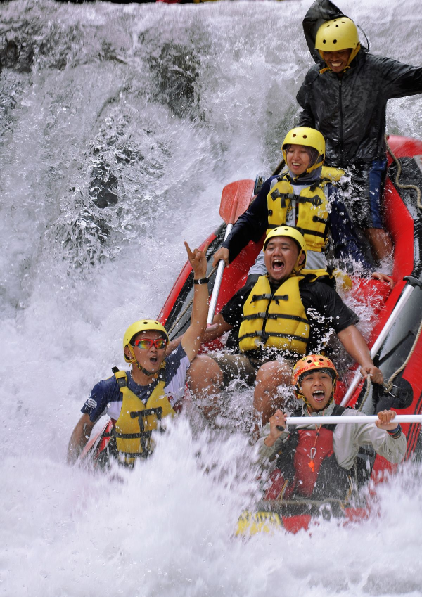 Paket rafting Sentul Bogor 7 km 11 km 15 km