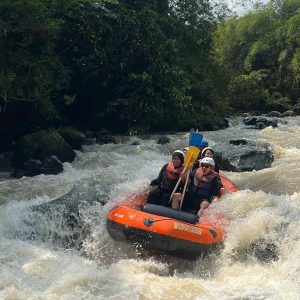 rafting bogor km 888