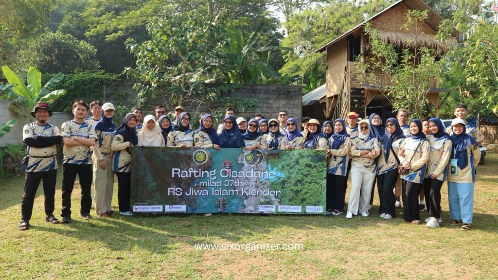 team building dan rafting